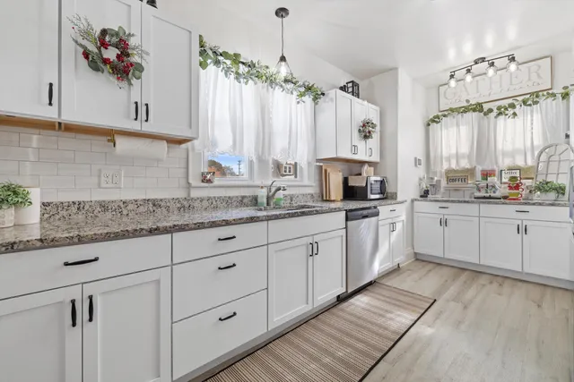 $279,900 | 1503 74th Street, Kenosha, WI 53143