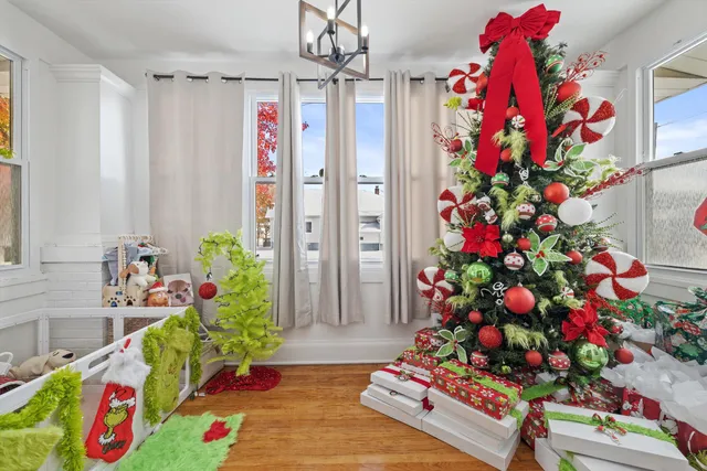 $279,900 | 1503 74th Street, Kenosha, WI 53143