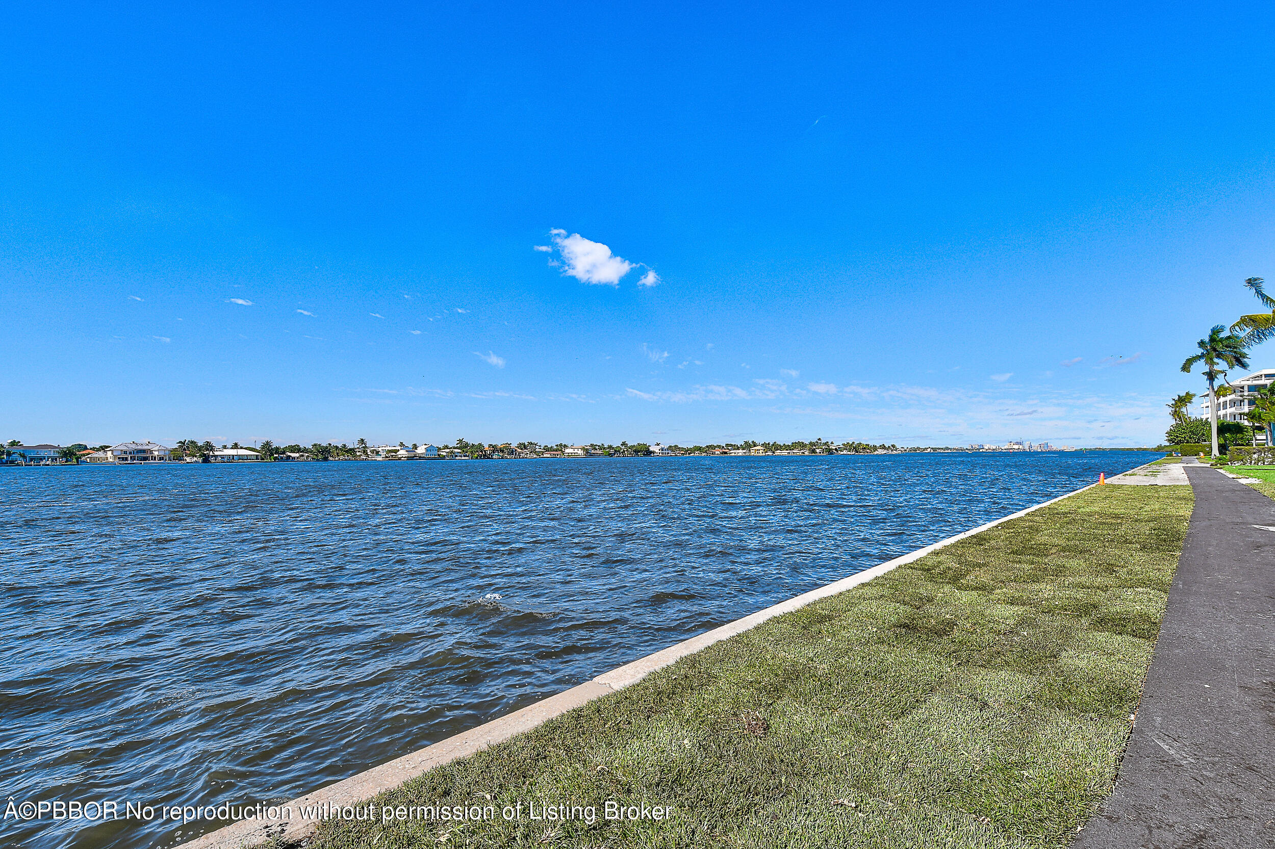 2170 Ibis Isle Road, Unit 2 Palm Beach, FL 33480 - Photo 35 of 38 a view of a lake with a lake