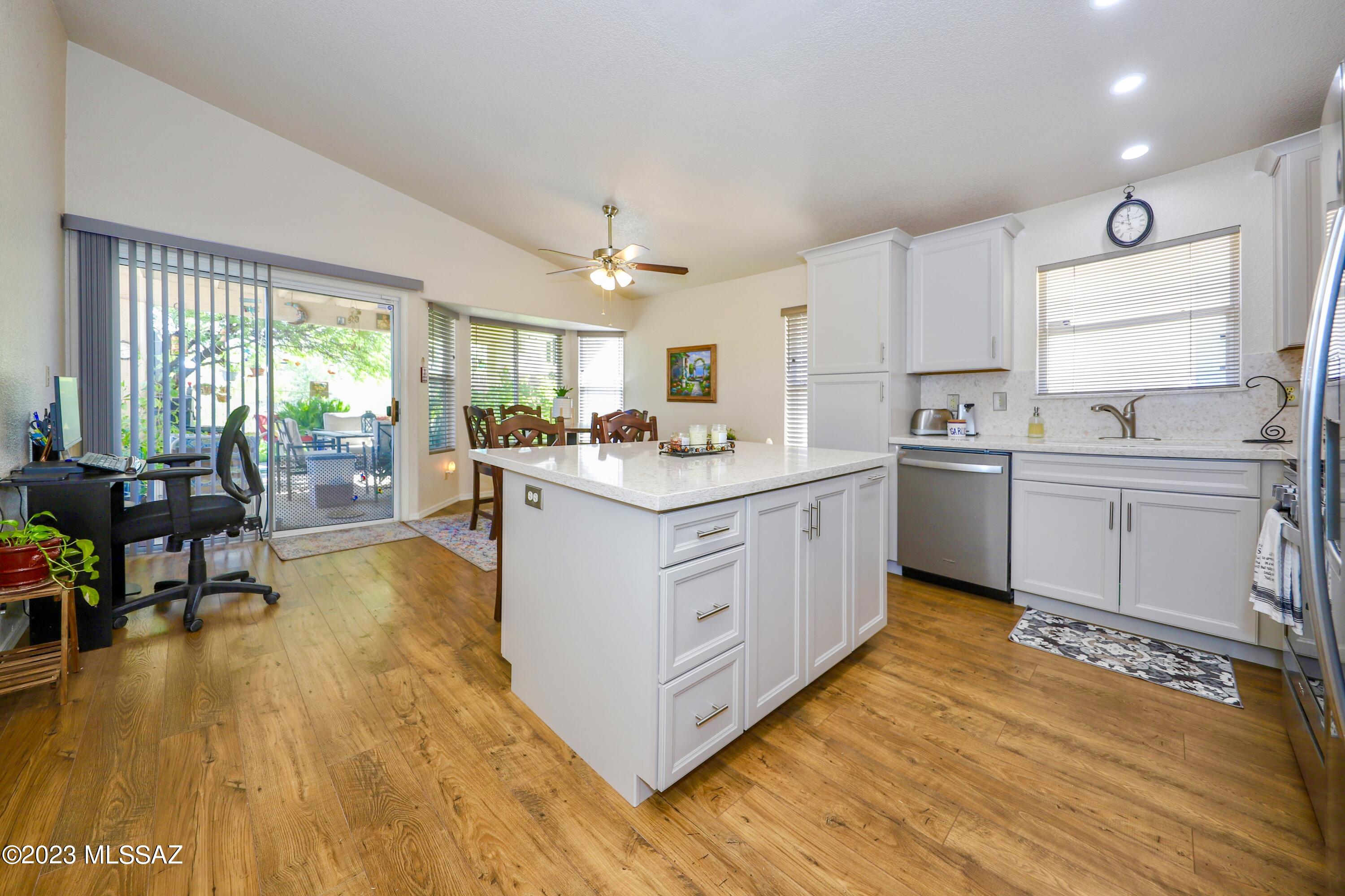 773 South Saguaro Ridge Place Tucson, AZ 85745 - Photo 14 of 24