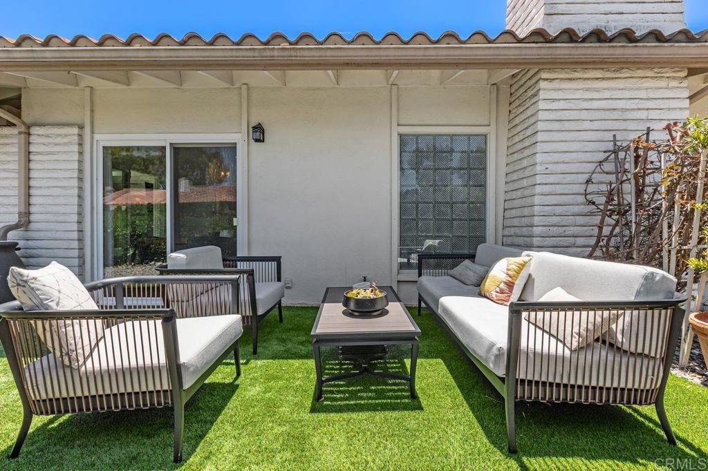 7057 Estrella De Mar Road Carlsbad, CA 92009 - Photo 32 of 40