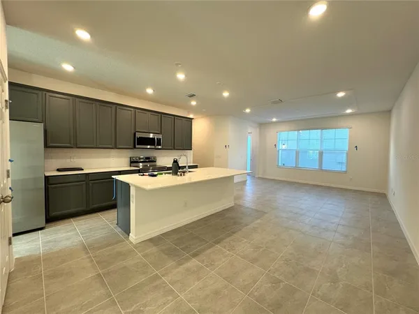 $2,700 | 7091 Twilight Bay Drive, Winter Garden, FL 34787