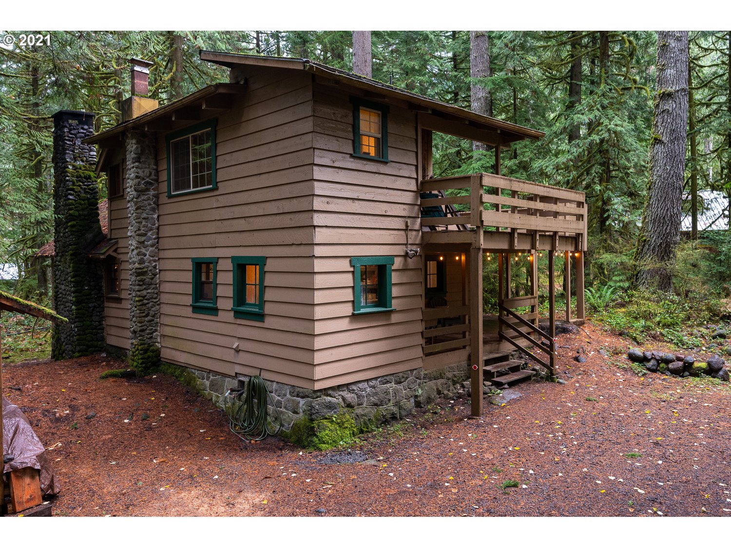 27068 East Road 14 Rhododendron, OR 97049 - Photo 1 of 32 Gallery Image 1