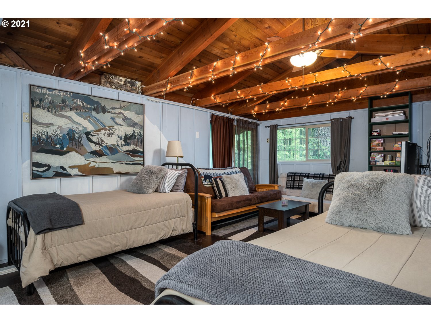 27068 East Road 14 Rhododendron, OR 97049 - Photo 11 of 32 Gallery Image 11