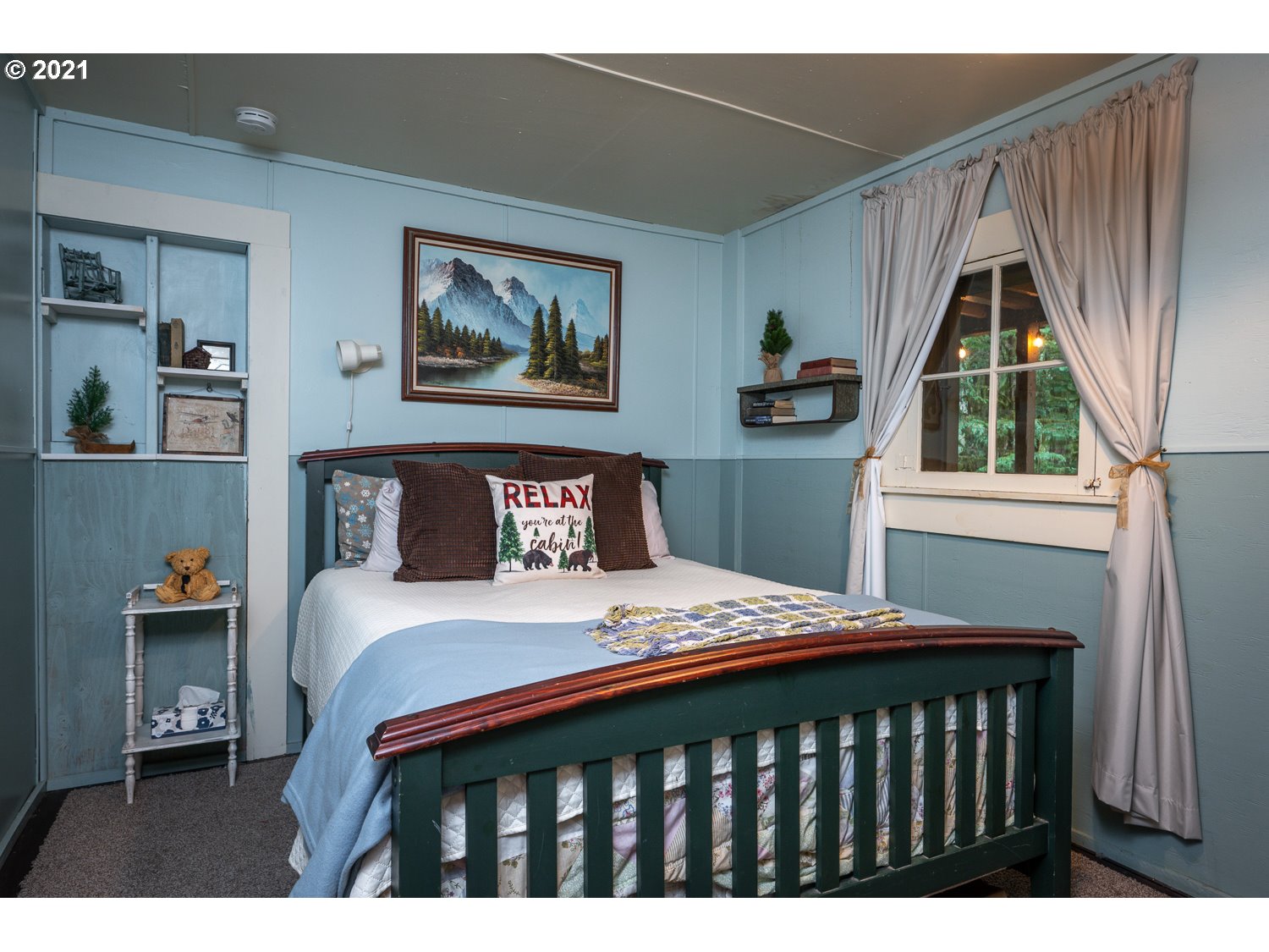 27068 East Road 14 Rhododendron, OR 97049 - Photo 16 of 32 Gallery Image 16