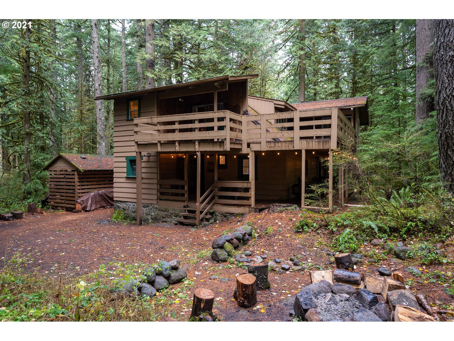 27068 East Road 14 Rhododendron, OR 97049 - Photo 23 of 32 Gallery Image 23