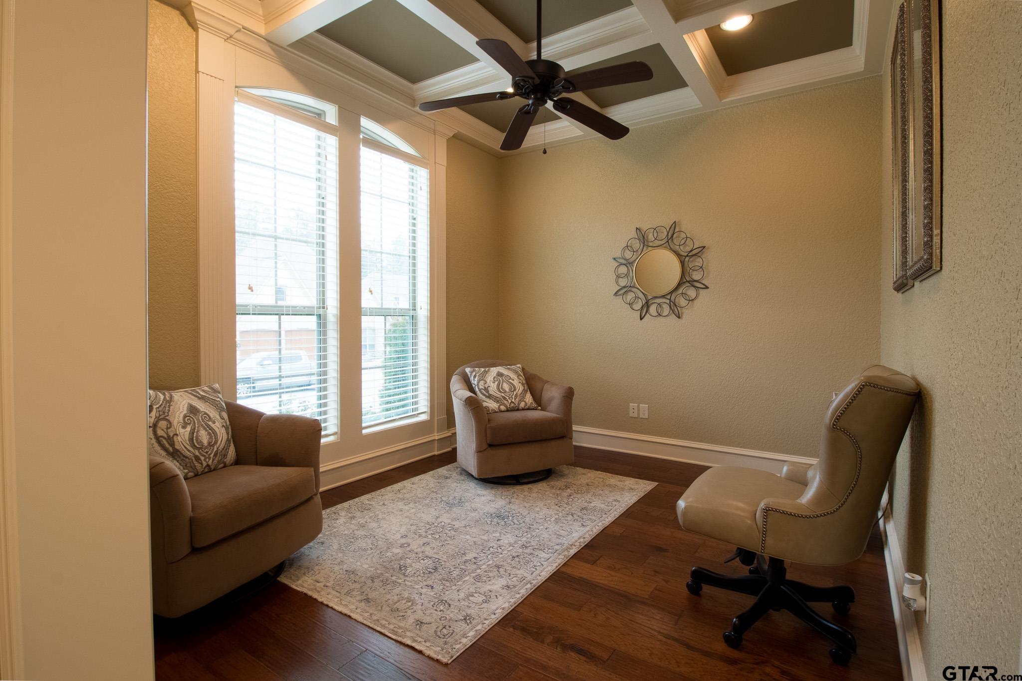 7315 Princedale Tyler, TX 75703 - Photo 4 of 25 a living room with furniture and a window
