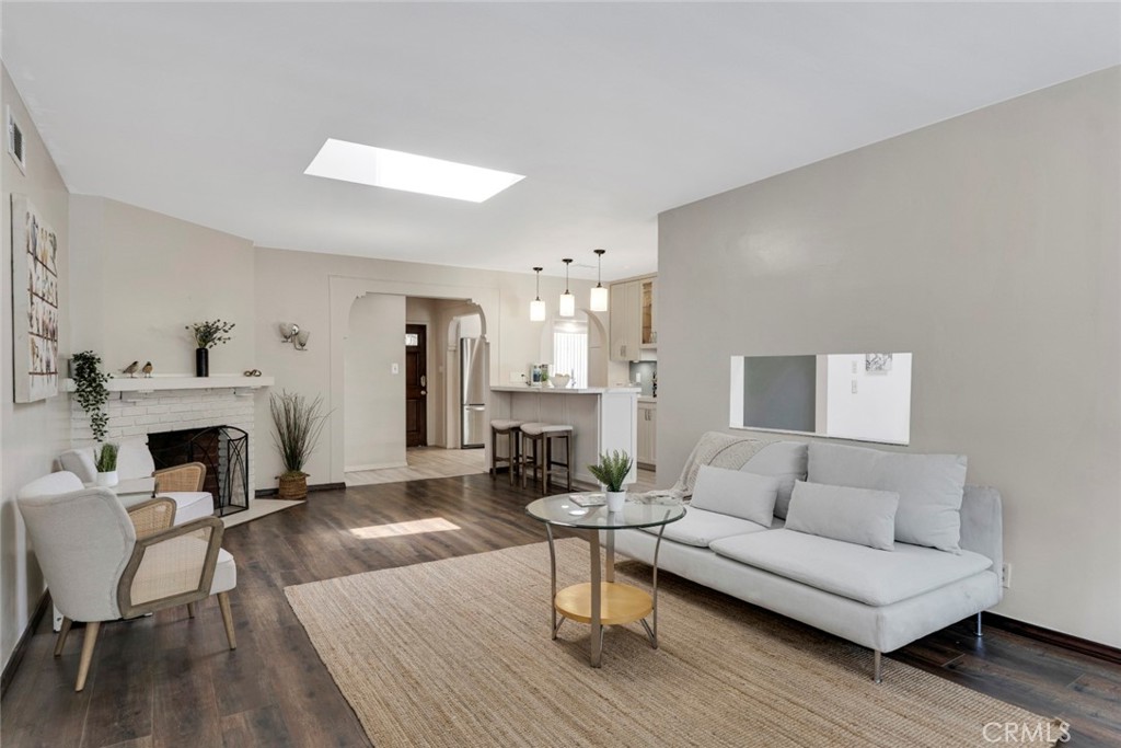 10022 Roscoe Boulevard Sun Valley, CA 91352 - Photo 11 of 36