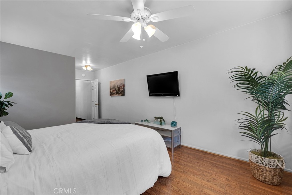 10022 Roscoe Boulevard Sun Valley, CA 91352 - Photo 25 of 36