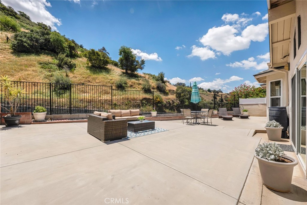 10022 Roscoe Boulevard Sun Valley, CA 91352 - Photo 30 of 36