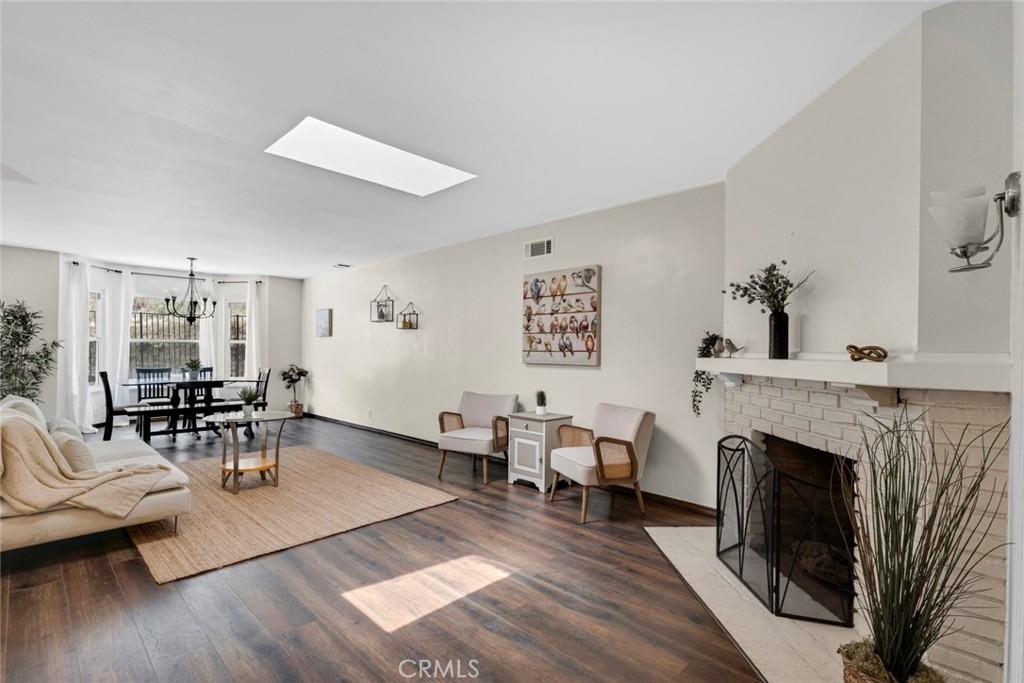 10022 Roscoe Boulevard Sun Valley, CA 91352 - Photo 3 of 36