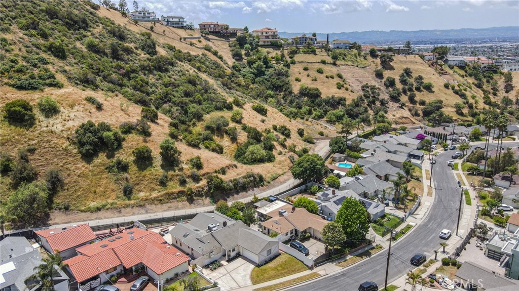 10022 Roscoe Boulevard Sun Valley, CA 91352 - Photo 34 of 36