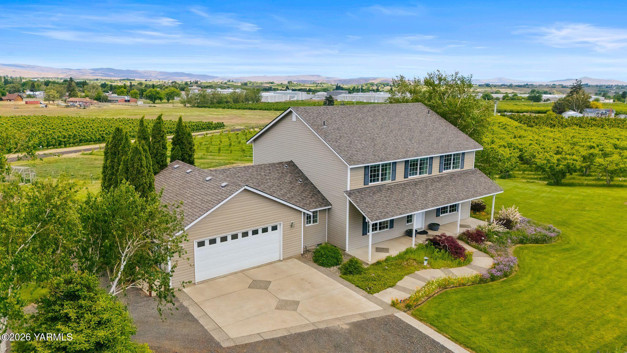 200 Tieton Heights Road Tieton, WA 98947 - Photo 2 of 41 200 Tieton Heights Rd Aerials-10