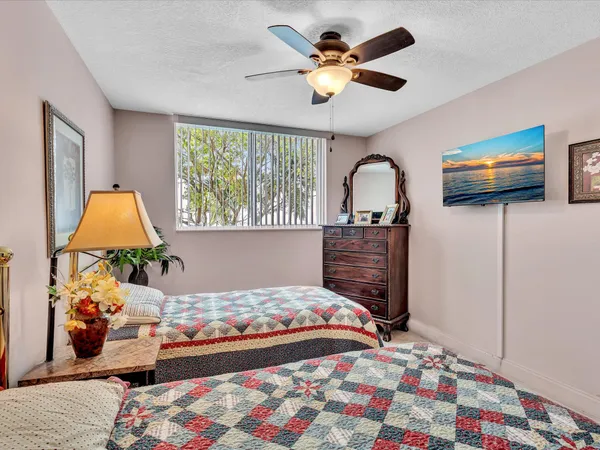 $2,600 | 1421 South Ocean Boulevard, Unit 219, Pompano Beach, FL 33062