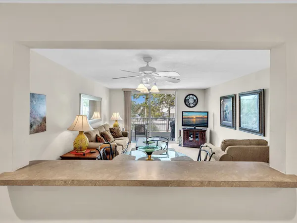 $2,600 | 1421 South Ocean Boulevard, Unit 219, Pompano Beach, FL 33062