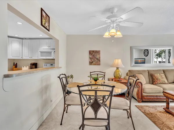 $2,600 | 1421 South Ocean Boulevard, Unit 219, Pompano Beach, FL 33062