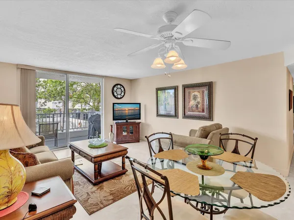 $2,600 | 1421 South Ocean Boulevard, Unit 219, Pompano Beach, FL 33062