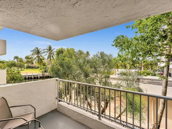 $2,600 | 1421 South Ocean Boulevard, Unit 219, Pompano Beach, FL 33062