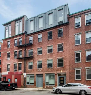 $3,800 | 104 Prince Street, Unit 3, Boston, MA 02113