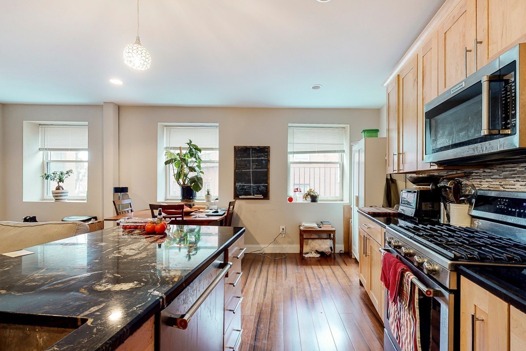 104 Prince Street, Unit 3 Boston, MA 02113 - Photo 6 of 18