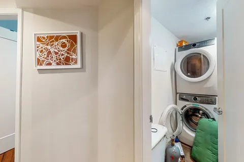 $3,800 | 104 Prince Street, Unit 3, Boston, MA 02113