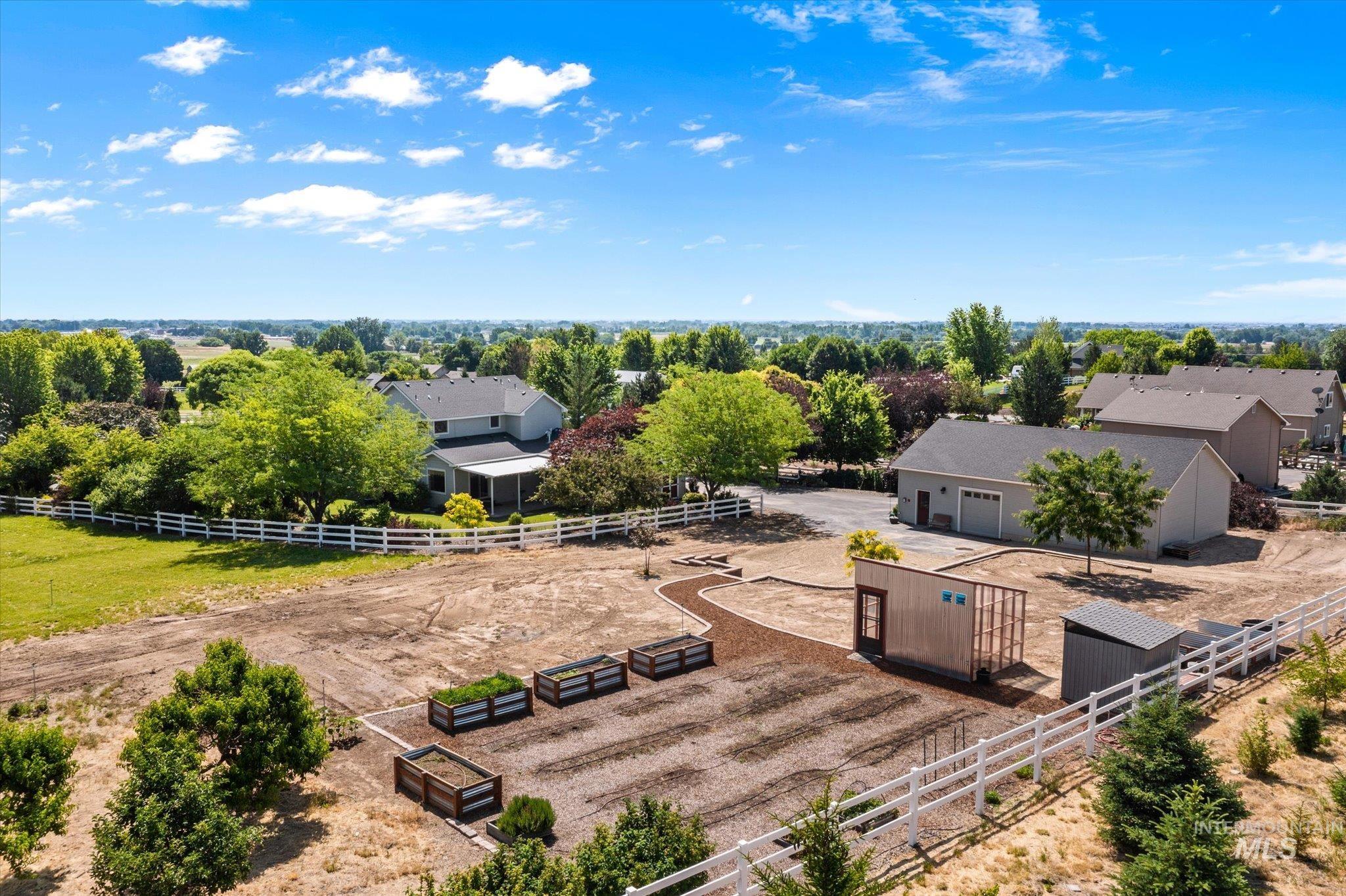 23363 Tundra Court Caldwell, ID 83607 - Photo 5 of 49