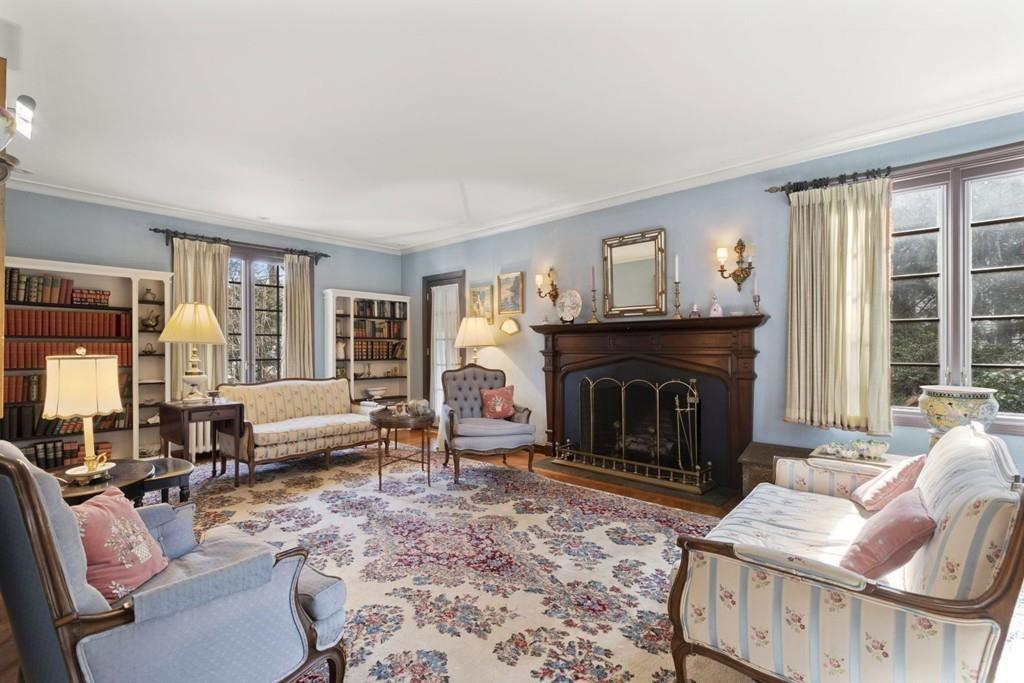 31 Edmunds Road Wellesley, MA 02481 - Photo 8 of 10