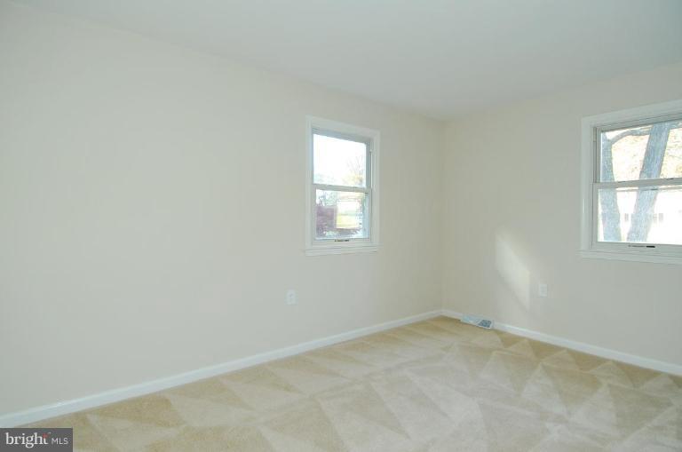 547 Maple Ridge Lane Odenton, MD 21113 - Photo 11 of 16 Bedroom #3