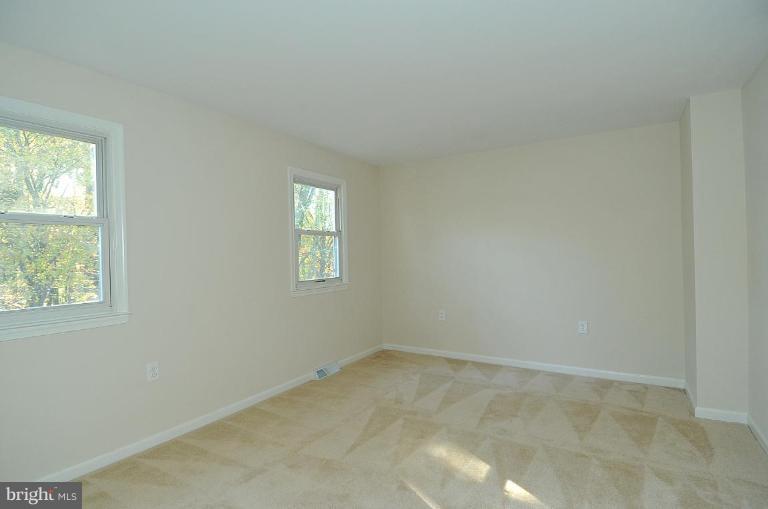 547 Maple Ridge Lane Odenton, MD 21113 - Photo 7 of 16 Master Bedroom