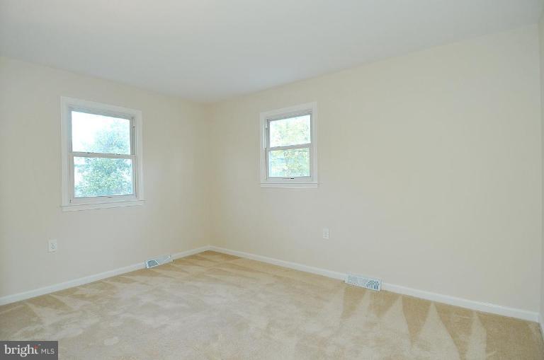 547 Maple Ridge Lane Odenton, MD 21113 - Photo 10 of 16 Bedroom #2