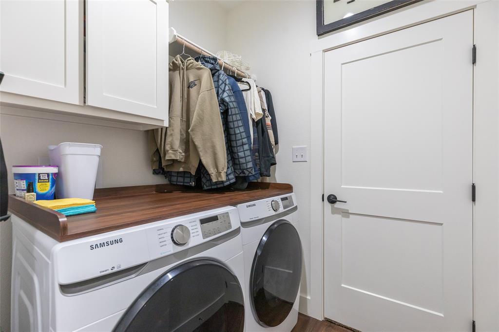 143 Purcell Lane Tuscola, TX 79562 - Photo 24 of 35 a utility room with dryer and washer