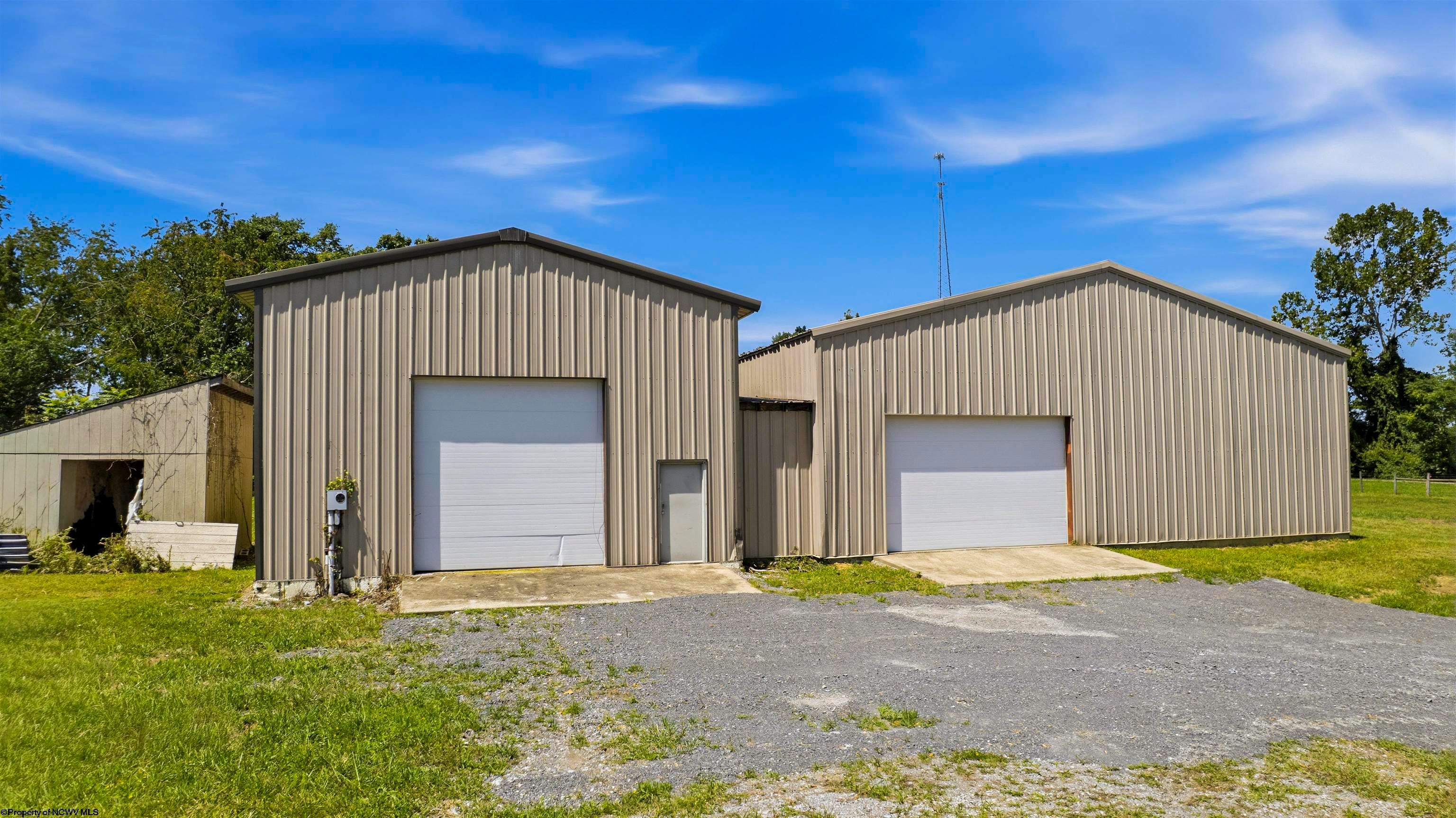405 Morrow Tower Road Bridgeport, WV 26330 - Photo 5 of 29 Gallery Image 5