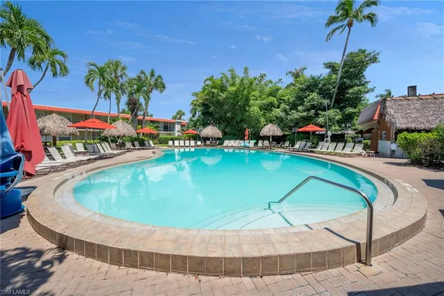 $152,000 | 2555 Tamiami Trail North, Unit 156, Naples, FL 34103