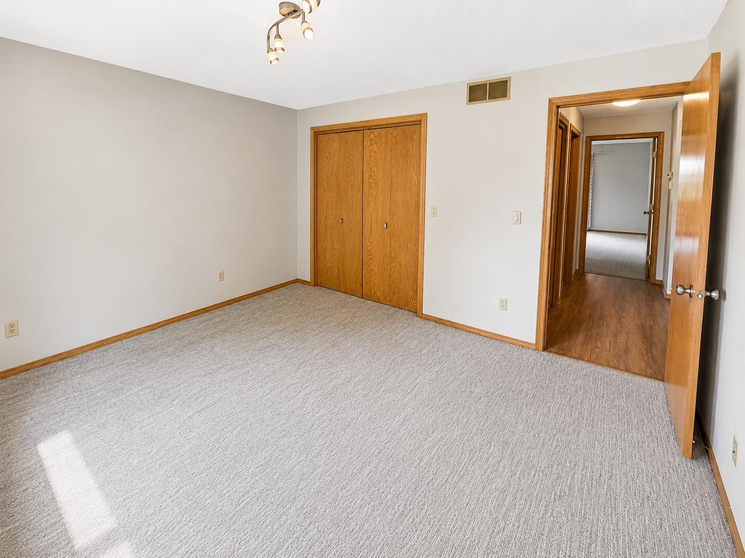 3529 North Morrison Street Appleton, WI 54911 - Photo 19 of 39