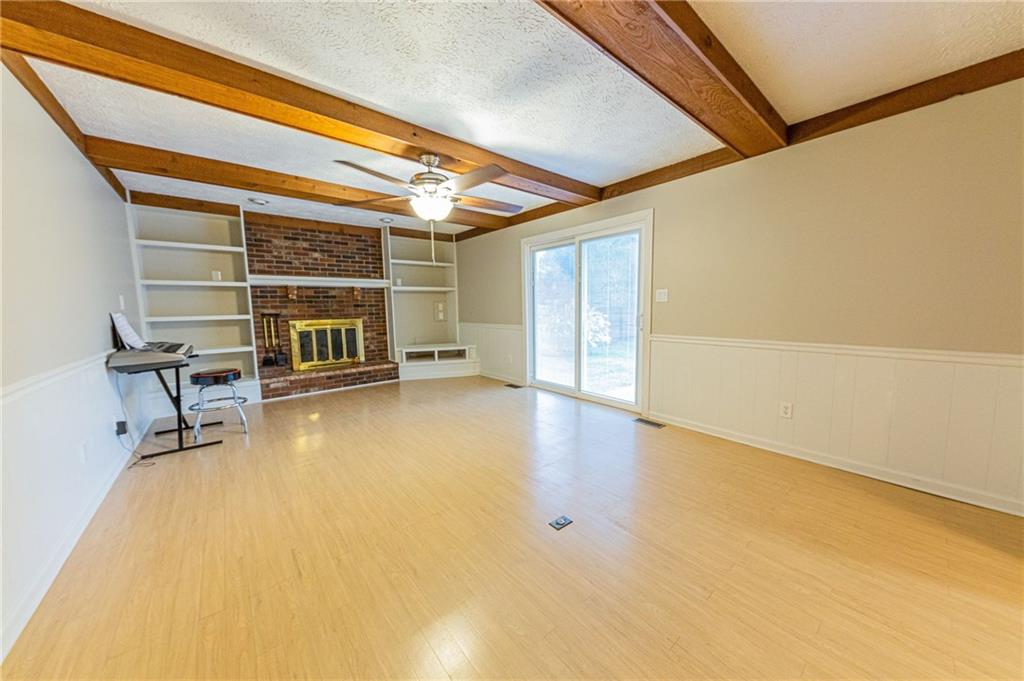 8802 Cheltenham Road Indianapolis, IN 46256 - Photo 12 of 30 Gallery Image 12