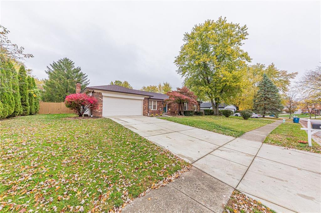8802 Cheltenham Road Indianapolis, IN 46256 - Photo 3 of 30 Gallery Image 3
