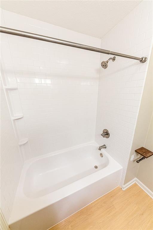 8802 Cheltenham Road Indianapolis, IN 46256 - Photo 24 of 30 Gallery Image 24