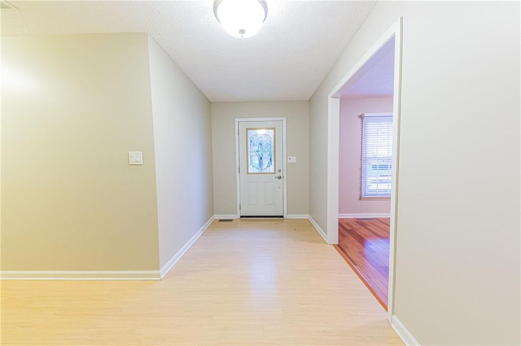 8802 Cheltenham Road Indianapolis, IN 46256 - Photo 25 of 30 Gallery Image 25