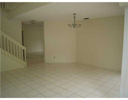23307 La Vida Way Boca Raton, FL 33433 - Photo 3 of 16 Additional Photo