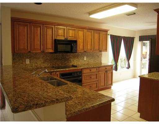 23307 La Vida Way Boca Raton, FL 33433 - Photo 6 of 16 Additional Photo