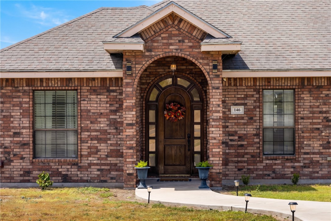 146 Lk Vw Terrace Three Rivers, TX 78071 - Photo 3 of 40 Gallery Image 3