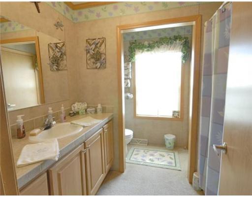 11 Jackie Frank Road Smithfield, PA 15478 - Photo 13 of 14 Full Bath.