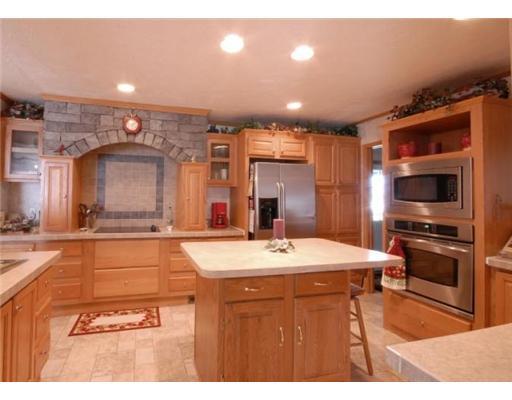 11 Jackie Frank Road Smithfield, PA 15478 - Photo 3 of 14 Kitchen.