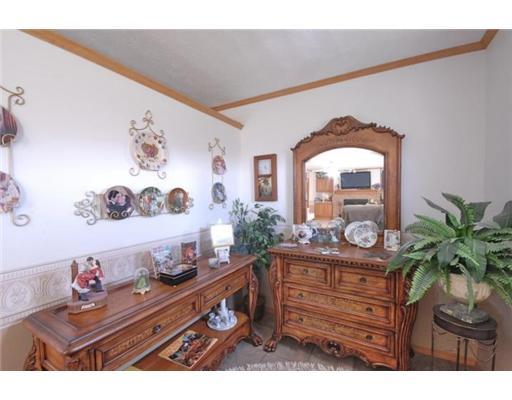 11 Jackie Frank Road Smithfield, PA 15478 - Photo 6 of 14 Entry/Foyer.