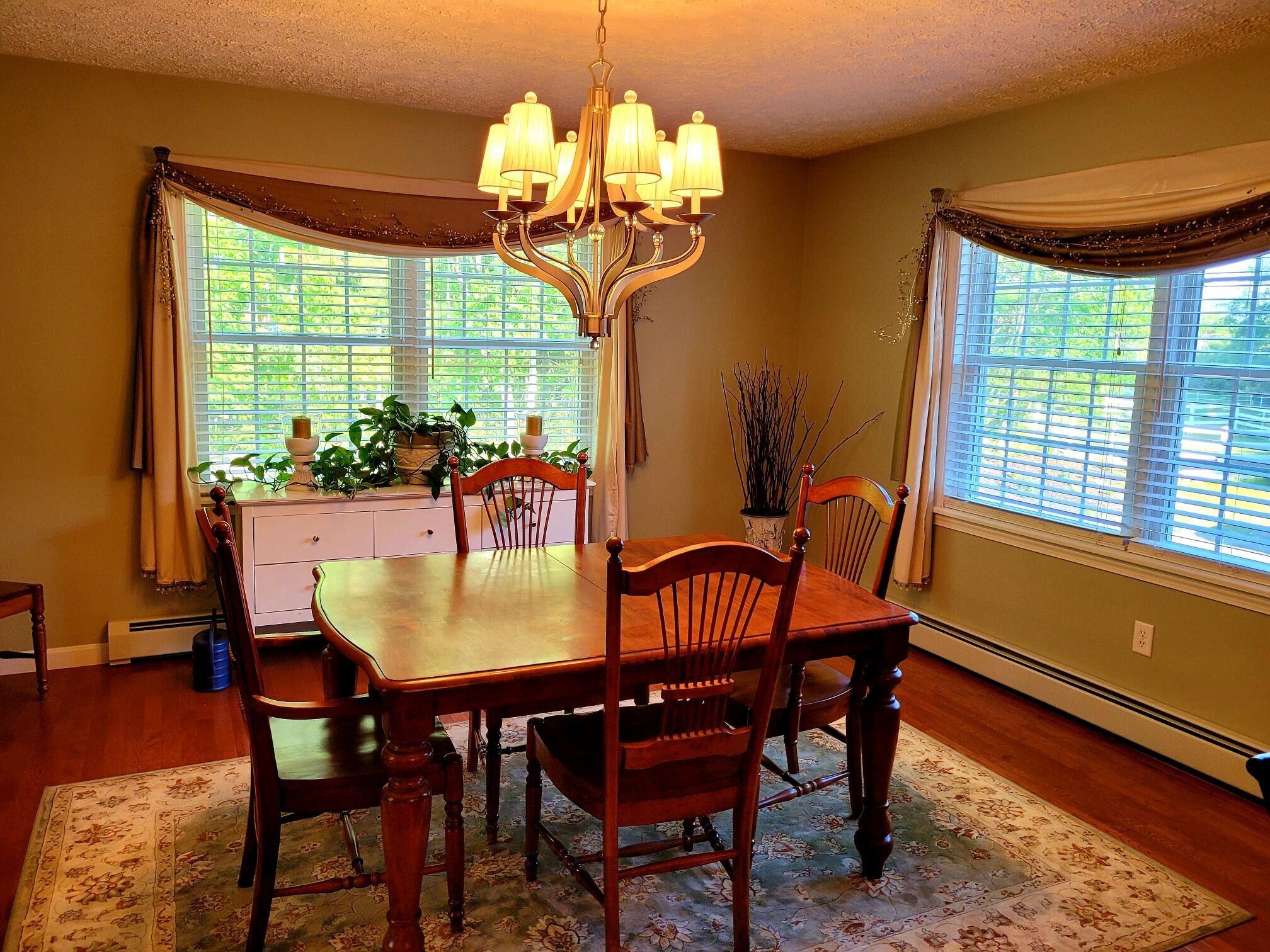 155 Kidder Road South China, ME 04358 - Photo 10 of 68 Dining Area