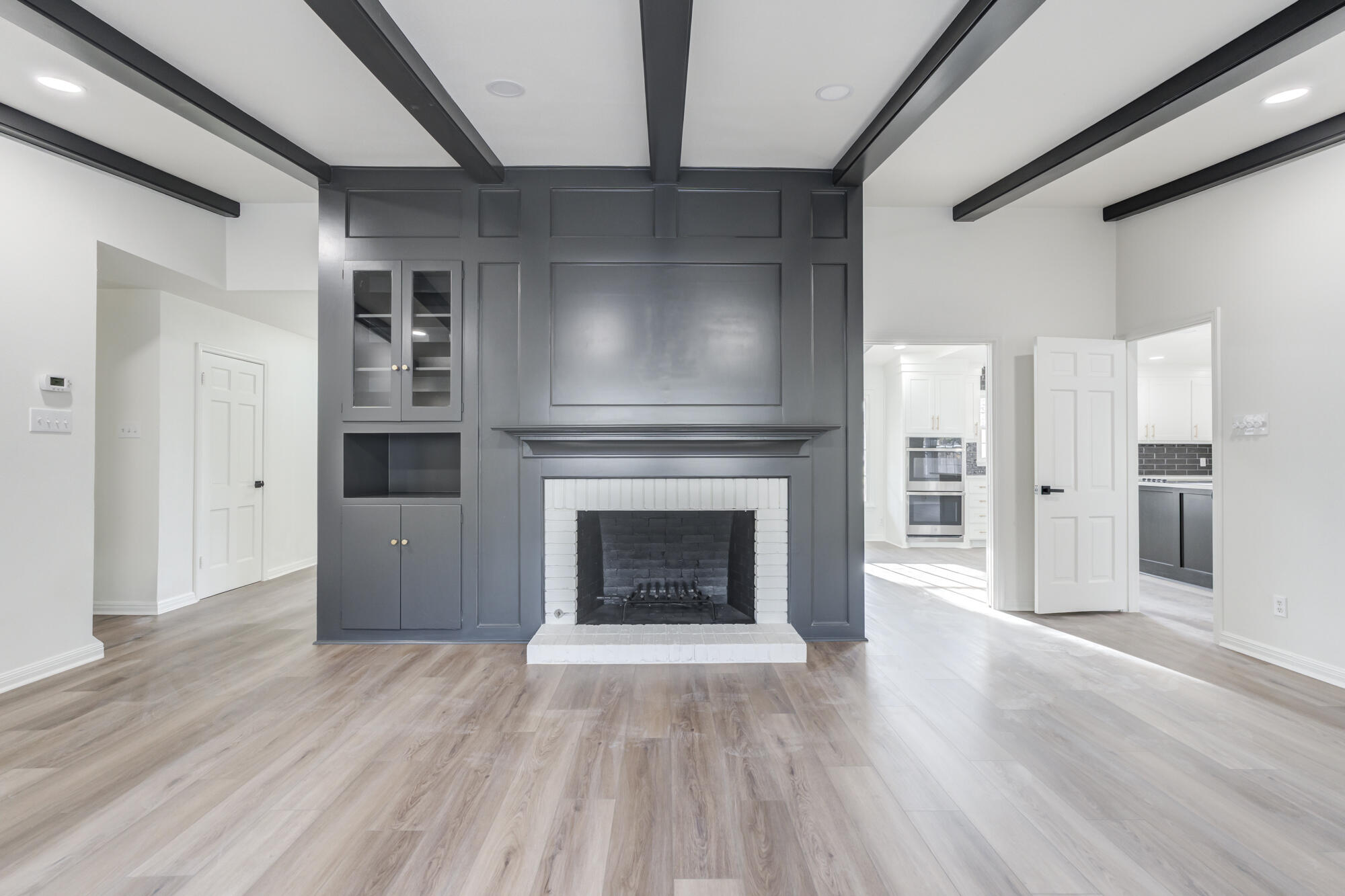 4702 22nd Street Lubbock, TX 79407 - Photo 11 of 40 4702-22nd-St_Lubbock-TX_15_Living-Room