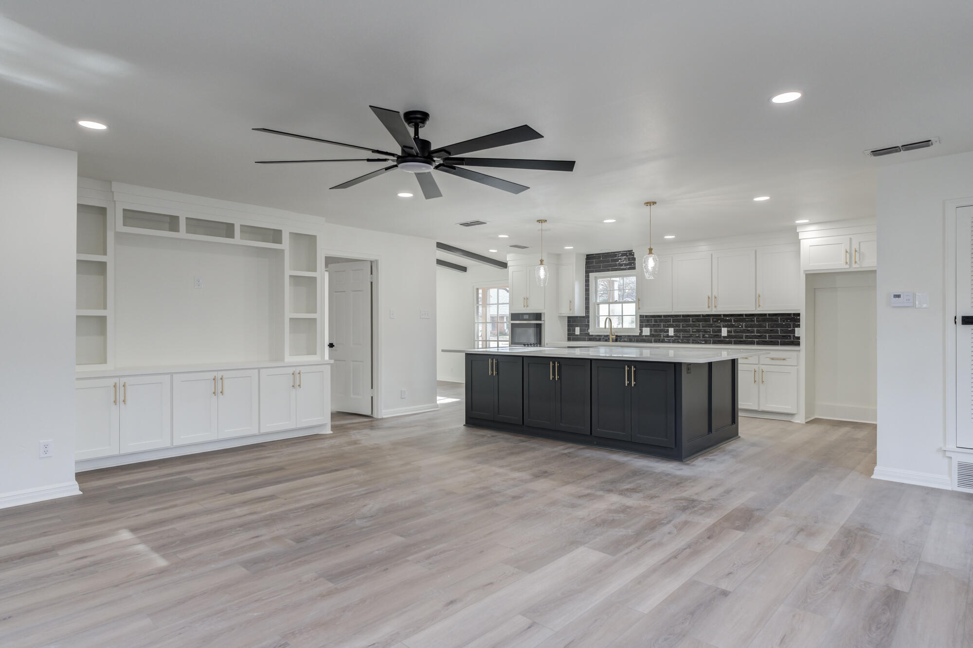 4702 22nd Street Lubbock, TX 79407 - Photo 26 of 40 4702-22nd-St_Lubbock-TX_32_Den