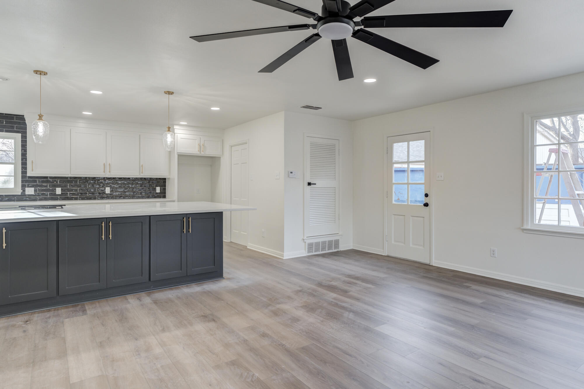 4702 22nd Street Lubbock, TX 79407 - Photo 28 of 40 4702-22nd-St_Lubbock-TX_34_Den