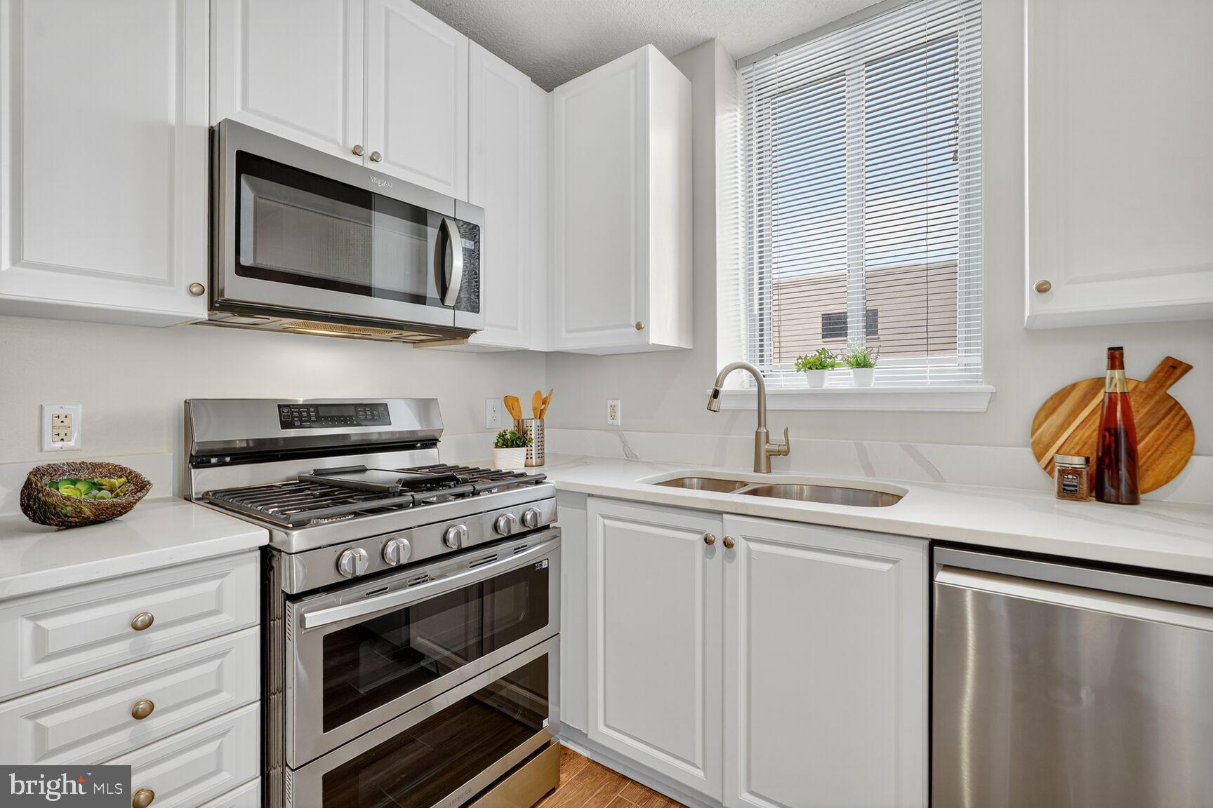 851 North Glebe Road, Unit 411 Arlington, VA 22203 - Photo 11 of 34 Gallery Image 11