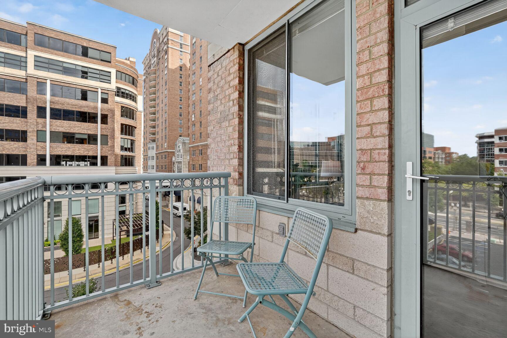 851 North Glebe Road, Unit 411 Arlington, VA 22203 - Photo 20 of 34 Gallery Image 20